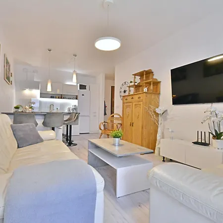 Sunset - Sun Towers - Przestronny Z Prywatnym Parkingiem