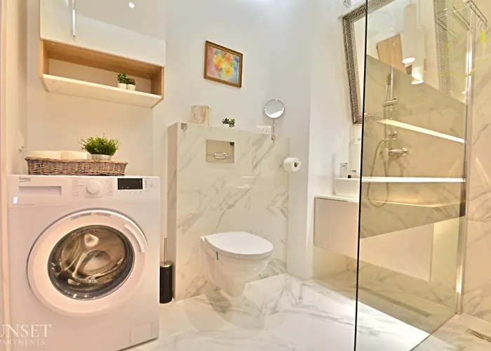 Sunset - Sun Towers - Przestronny Z Prywatnym Parkingiem